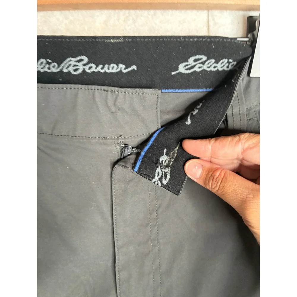Eddie Bauer Mens Gray Horizon Guide‎ Chino Pants 40x32 Water Repellent READ